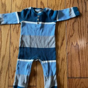 Burt’s Bee one-piece sweater (NWOT)